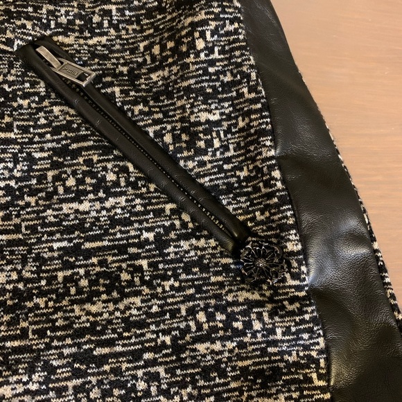Maison Scotch Rendez Vous Black and White Shorts - Women’s Size 2 - Picture 5 of 5